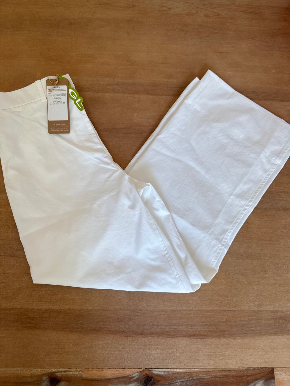 OGL Midrise Women’s White Wide leg Pants Cropped Petite XS Stretch Sustainable